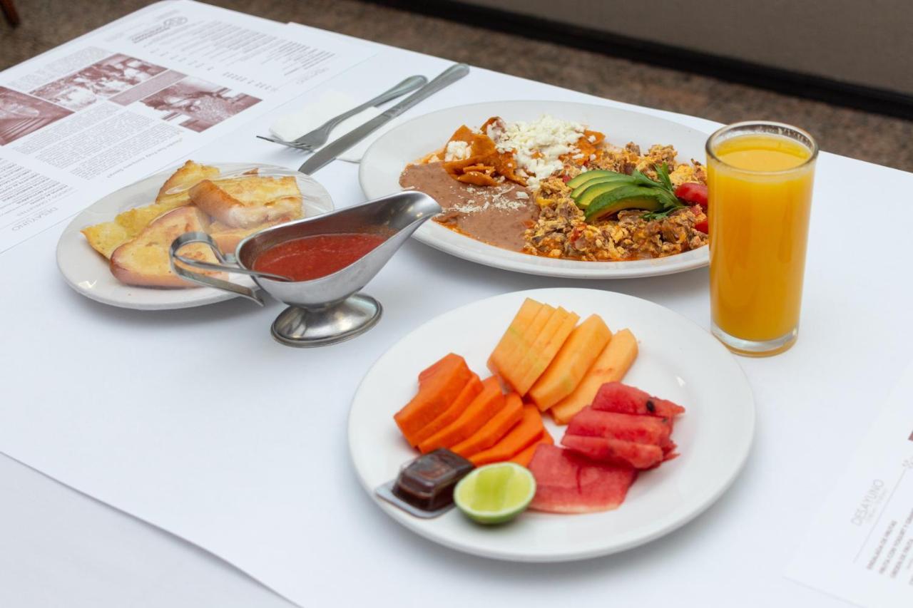 Hotel Fray Junipero Serra เตปิก ภายนอก รูปภาพ