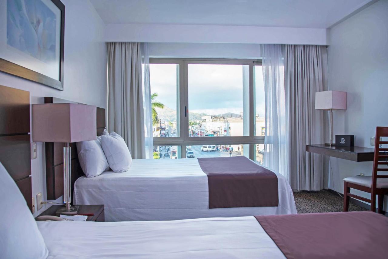 Hotel Fray Junipero Serra เตปิก ภายนอก รูปภาพ