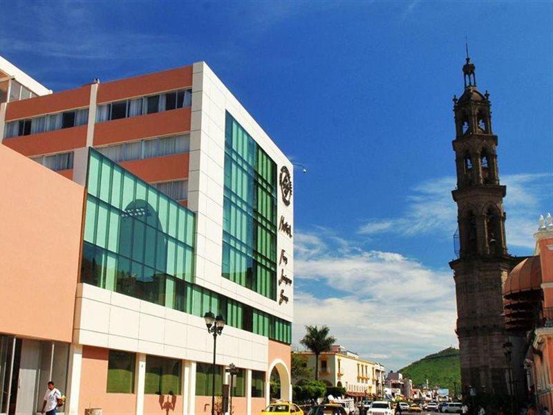 Hotel Fray Junipero Serra เตปิก ภายนอก รูปภาพ